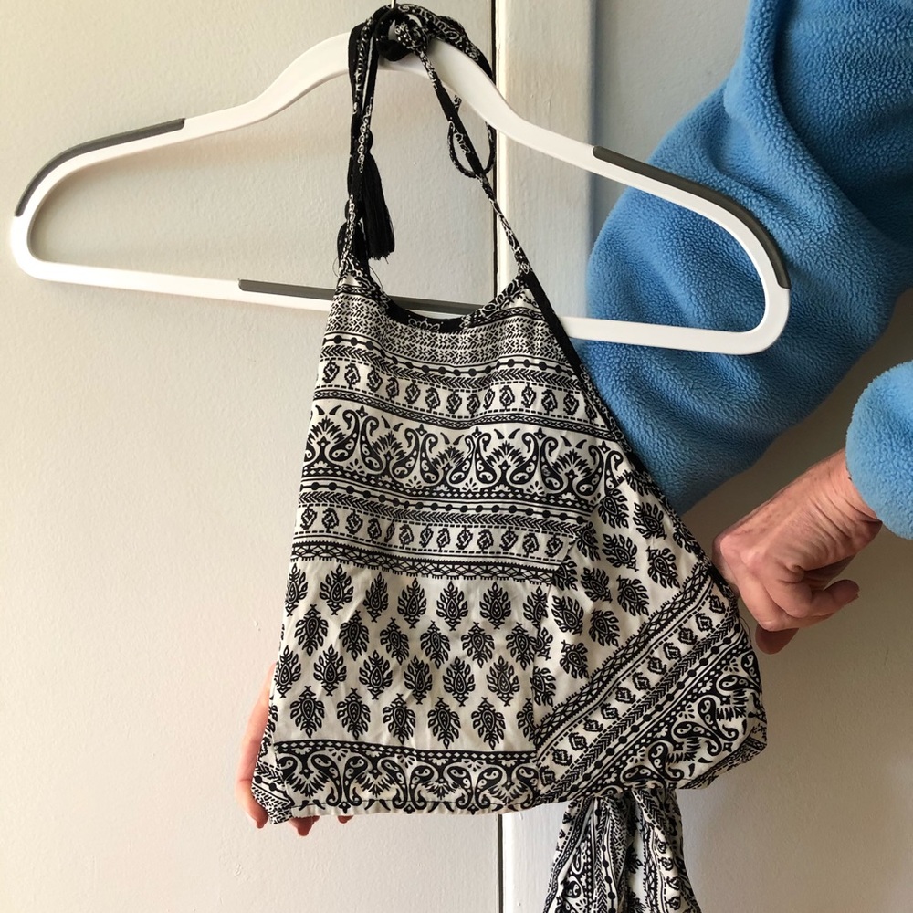 Cropped Halter Top